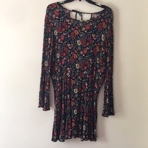 Bell Sleeve Floral American Eagle Dress size XL